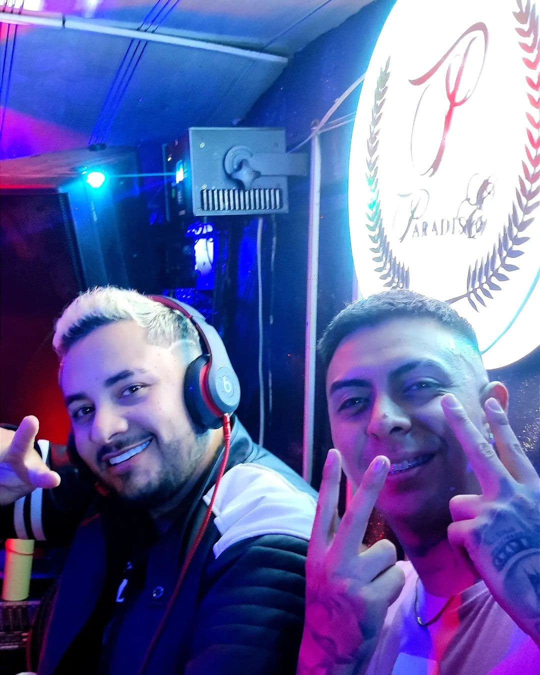 Paradise Club-251d36e4-c360-4b7a-9339-d08ddd2300a7