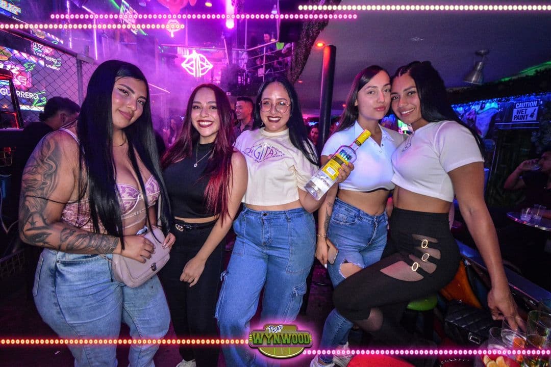 Wynwood Bar-40e53bd1-971f-4530-b1d6-a1948dd66386